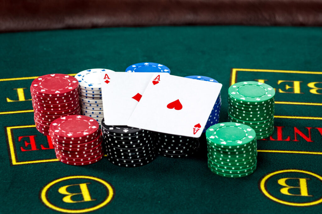 Comprar fichas de poker online em sites de terceiros